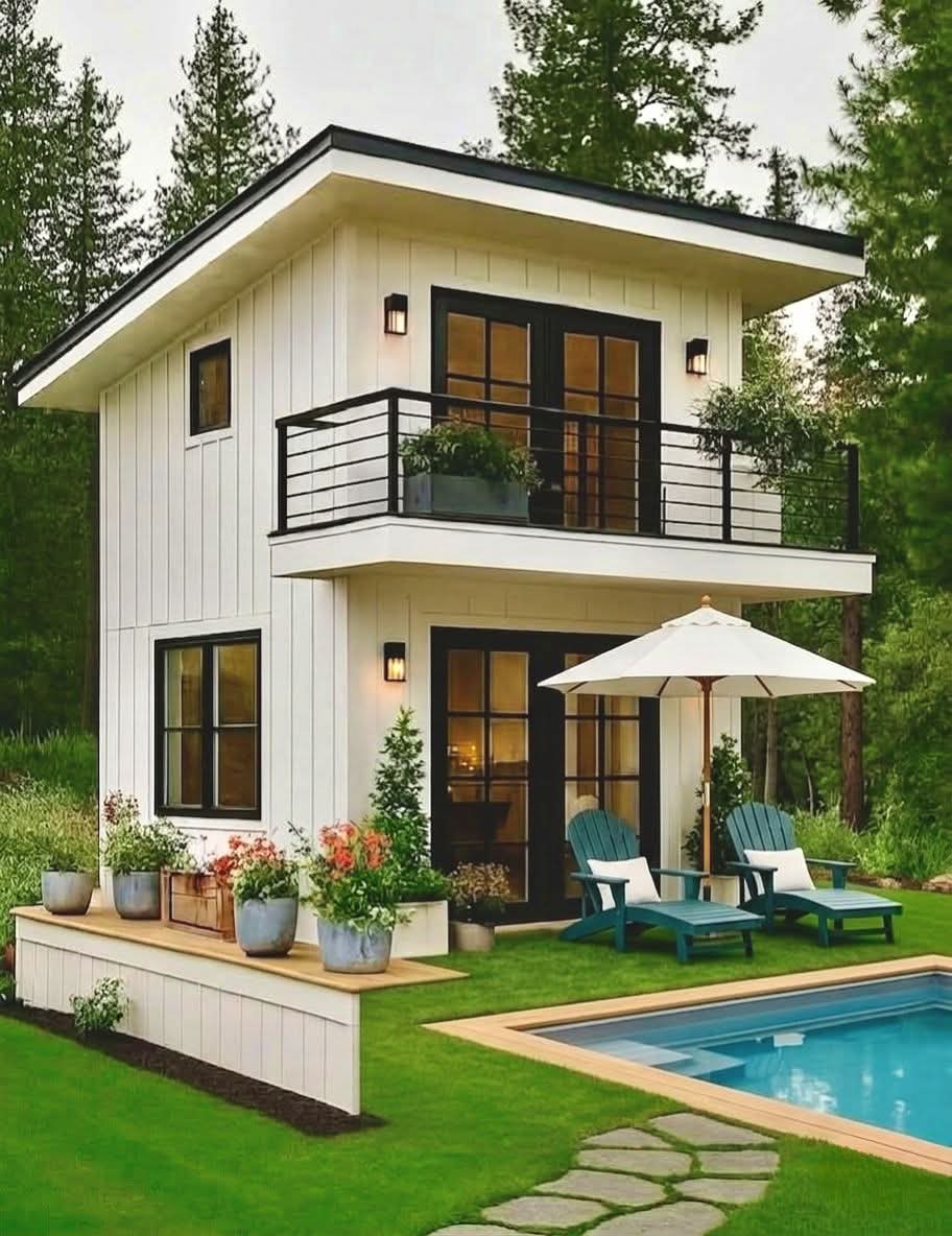 Compact modern prefabricated home